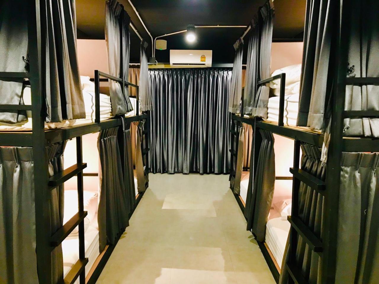 New Warm Light Hostel Chiang Mai Esterno foto
