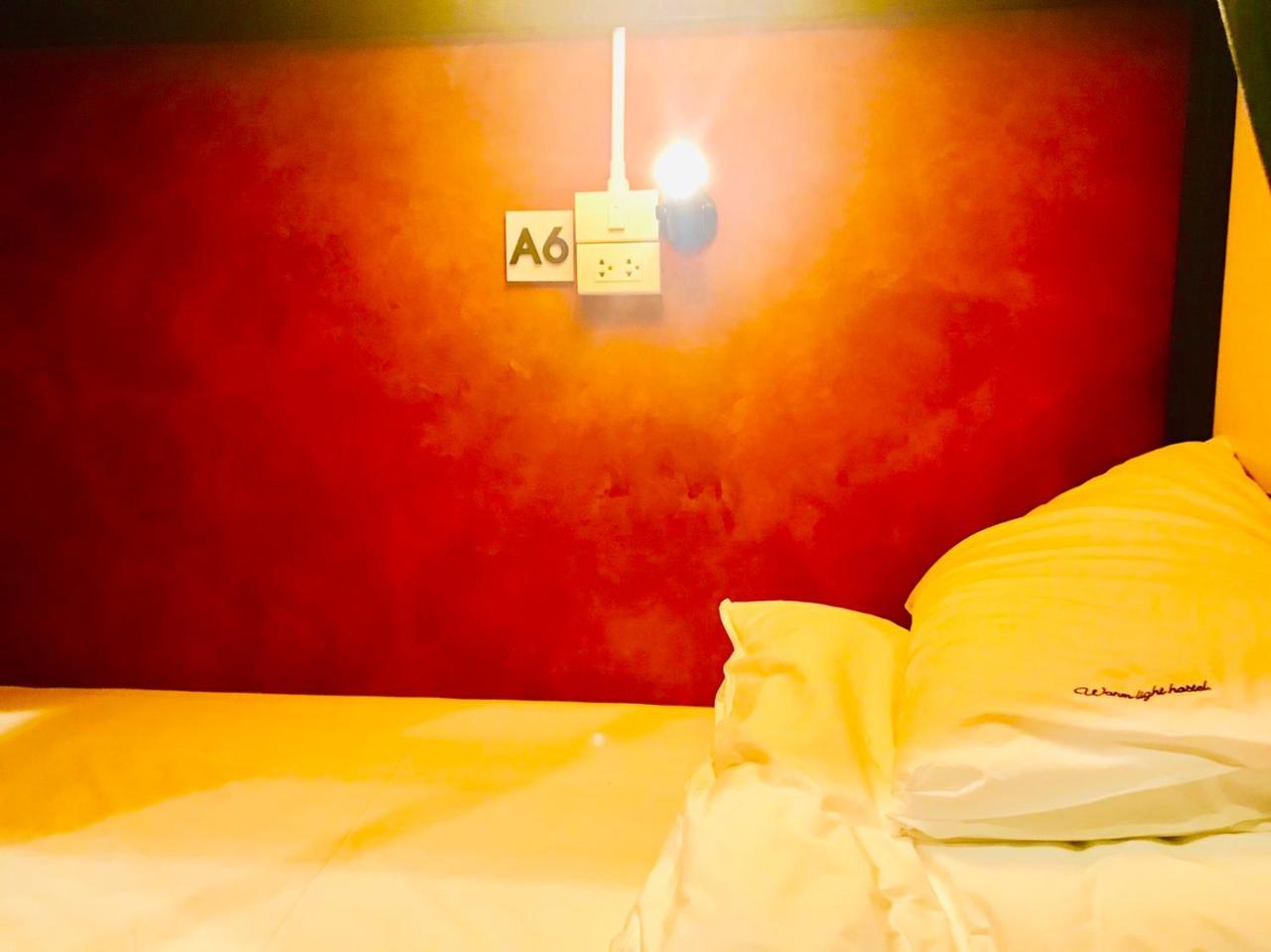 New Warm Light Hostel Chiang Mai Esterno foto