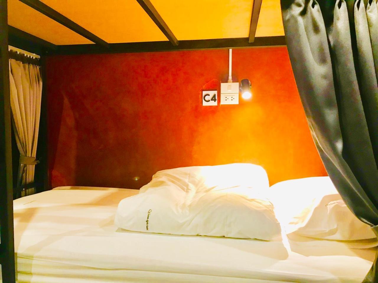 New Warm Light Hostel Chiang Mai Esterno foto
